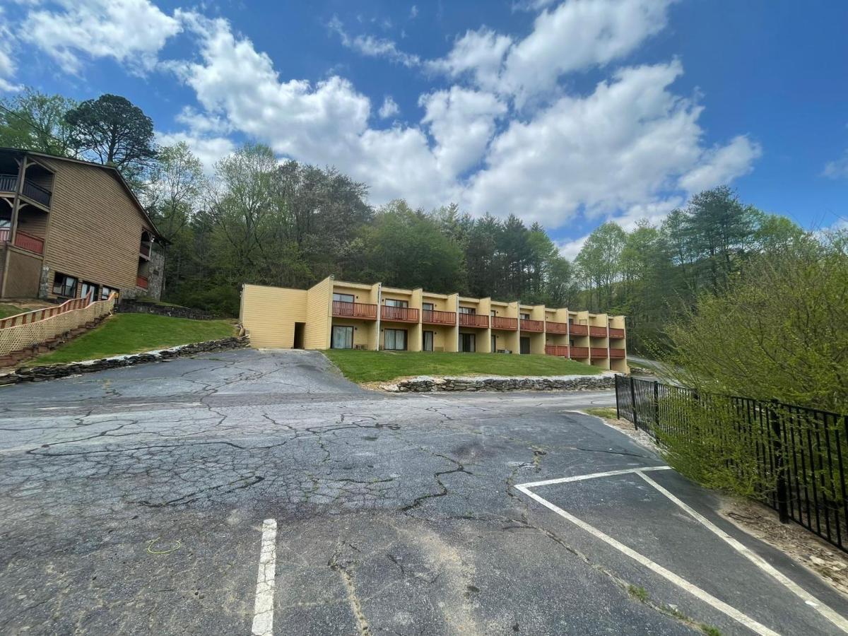 Budgetel Inn & Suites Dillard Kültér fotó