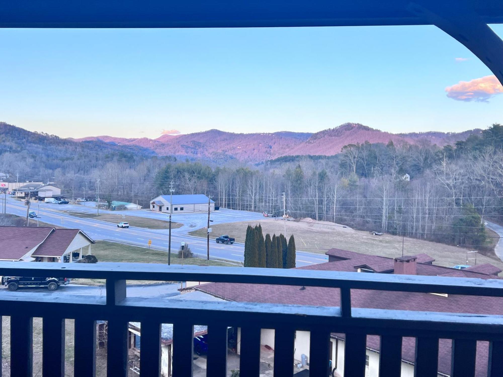 Budgetel Inn & Suites Dillard Kültér fotó