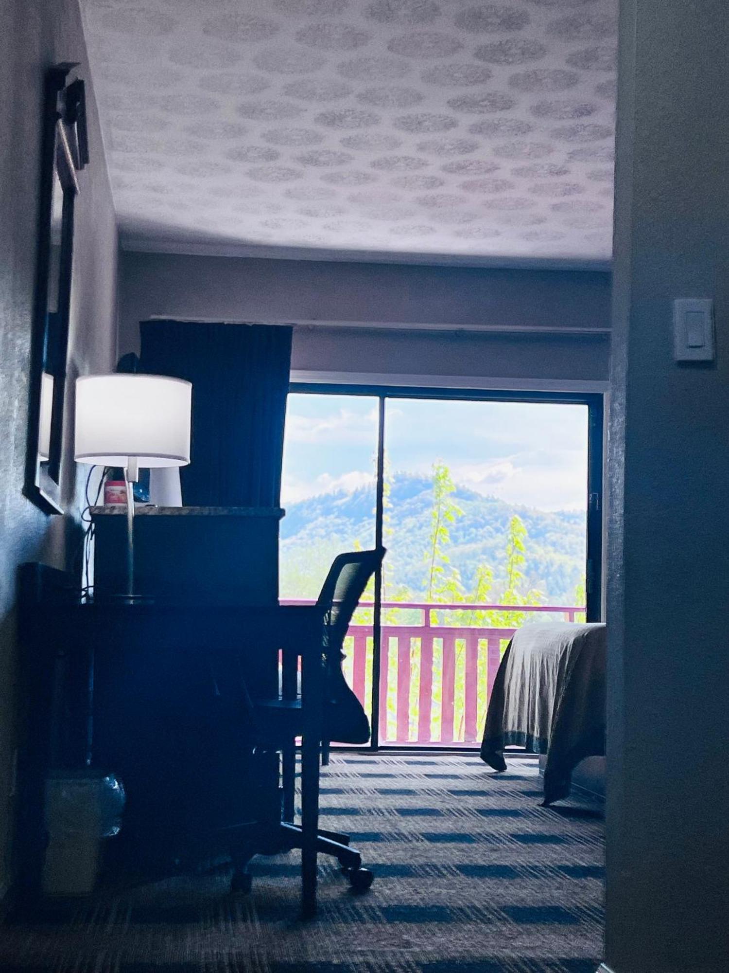 Budgetel Inn & Suites Dillard Kültér fotó
