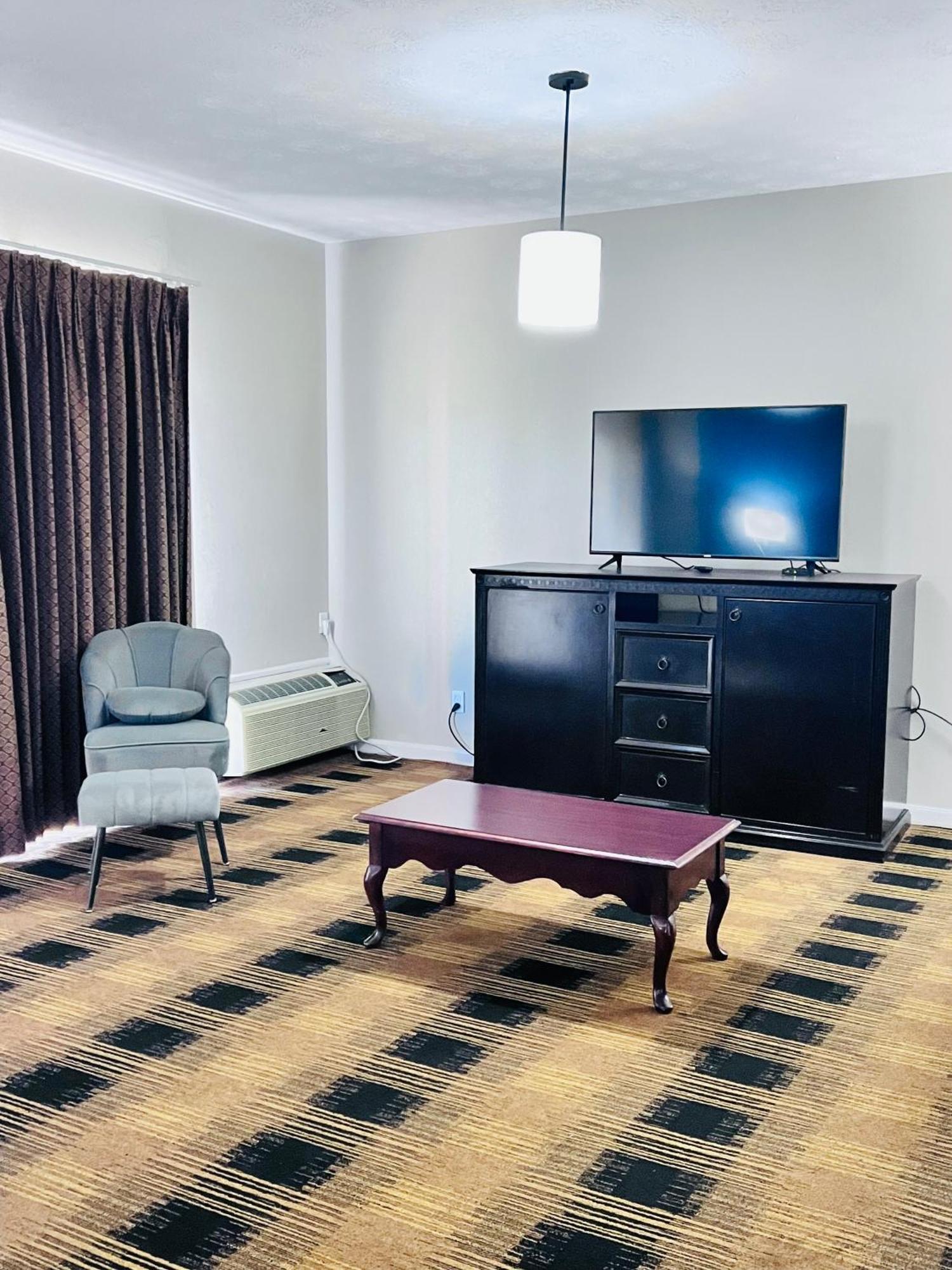 Budgetel Inn & Suites Dillard Kültér fotó