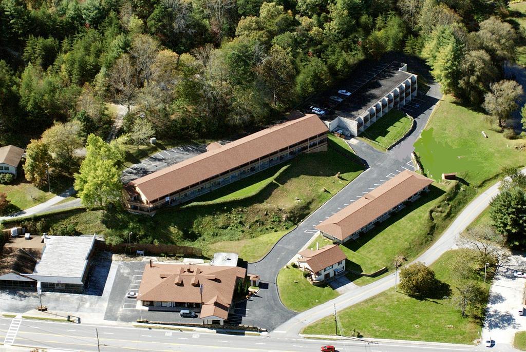 Budgetel Inn & Suites Dillard Kültér fotó